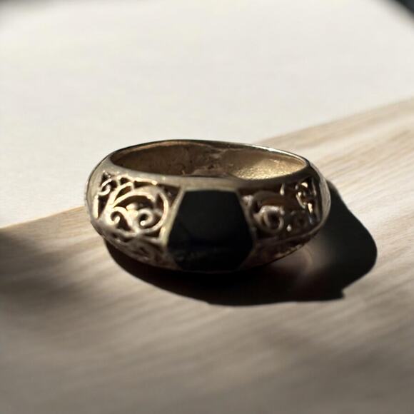 Sterling Silver Ring W/ Filigree Design - Picture 1 of 4